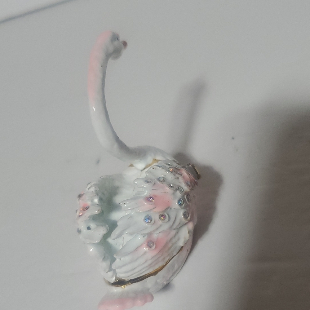 Elegant White and Pink Swan Trinket Box - Picture 7 of 9